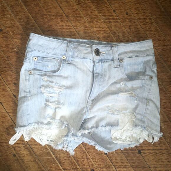 American Eagle hi-rise raw hem size 0 shortie Jean shorts - Picture 1 of 3